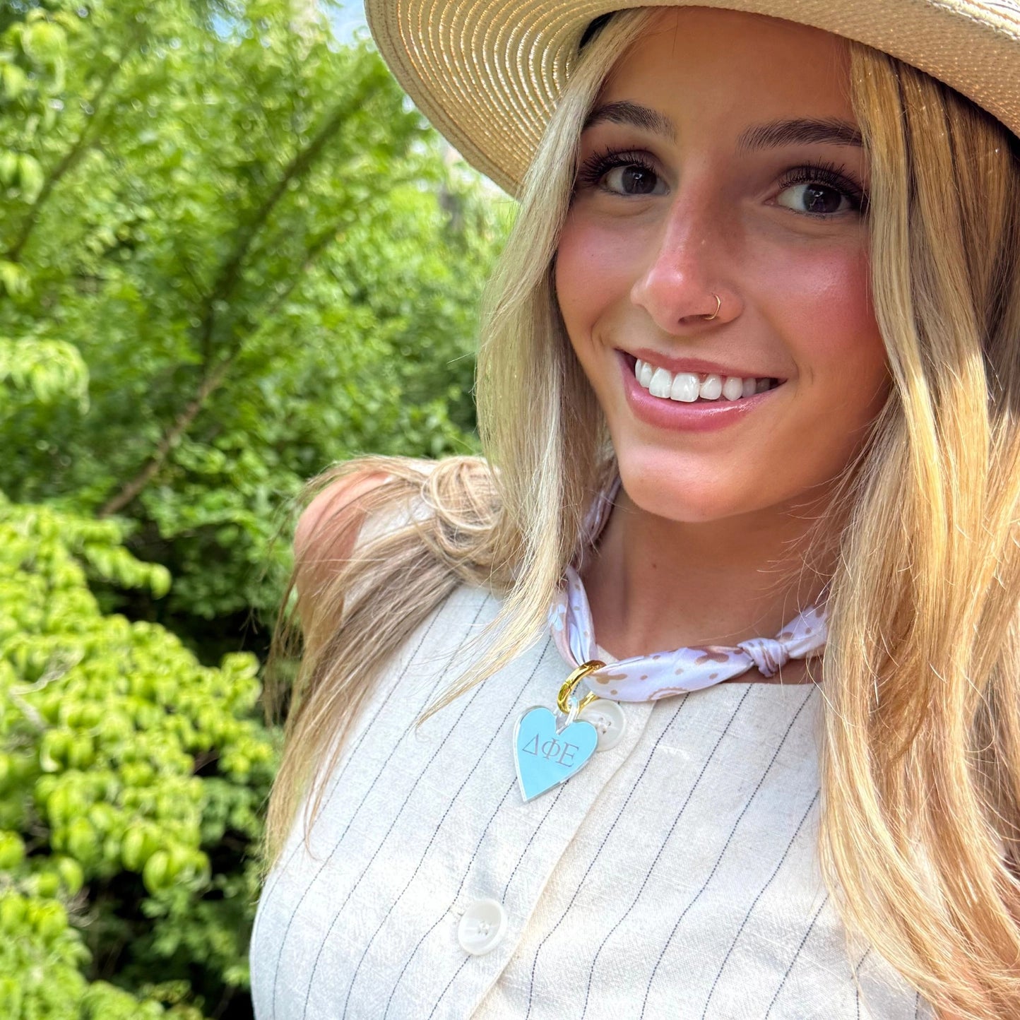 Acrylic Twill Scarf Charm